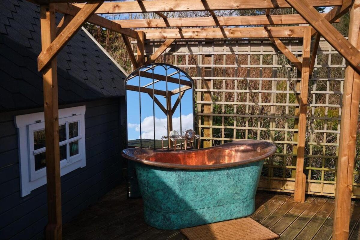 1 - Incredible Views - Outdoor Bathtub - Unique Style *